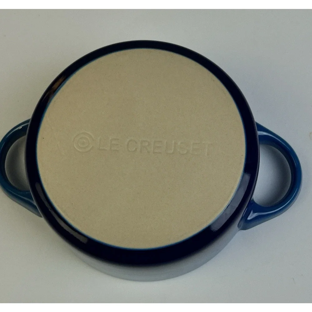 Le Creuset Mini Round Cocotte Covered Dish 8oz Stoneware Blue Covered Cookware